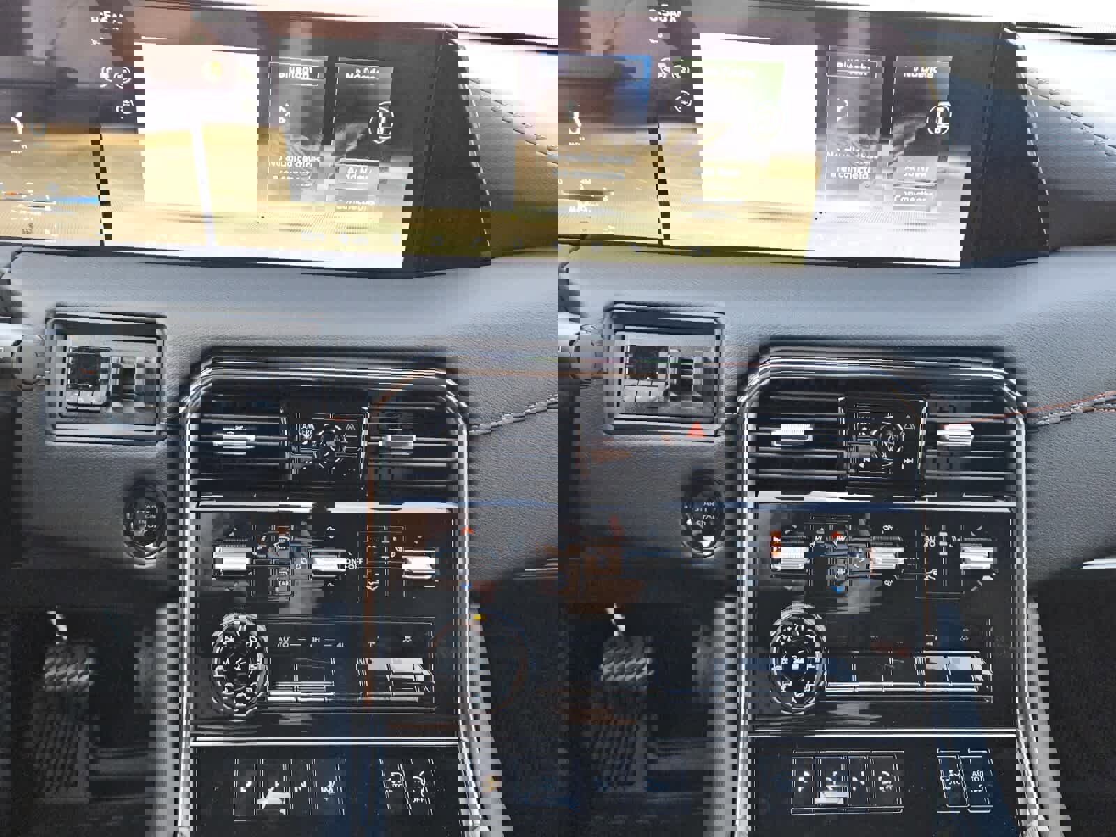 New 2026 Nissan Armada PRO-4X w/ Captain's Chari Seat Package image 8