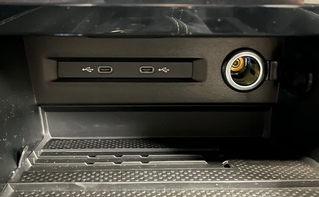 New 2025 Volkswagen Taos SEL image 13