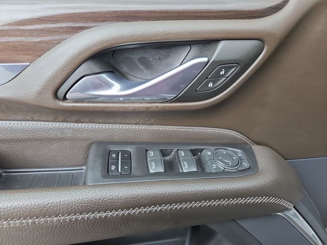Used 2023 GMC Yukon XL Denali image 15