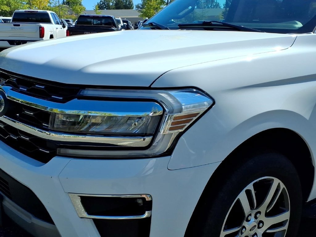 Used 2024 Ford Expedition Limited AWD/4WD image 27