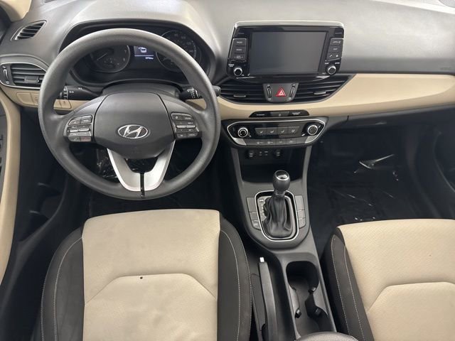 Used 2020 Hyundai Elantra GT image 26