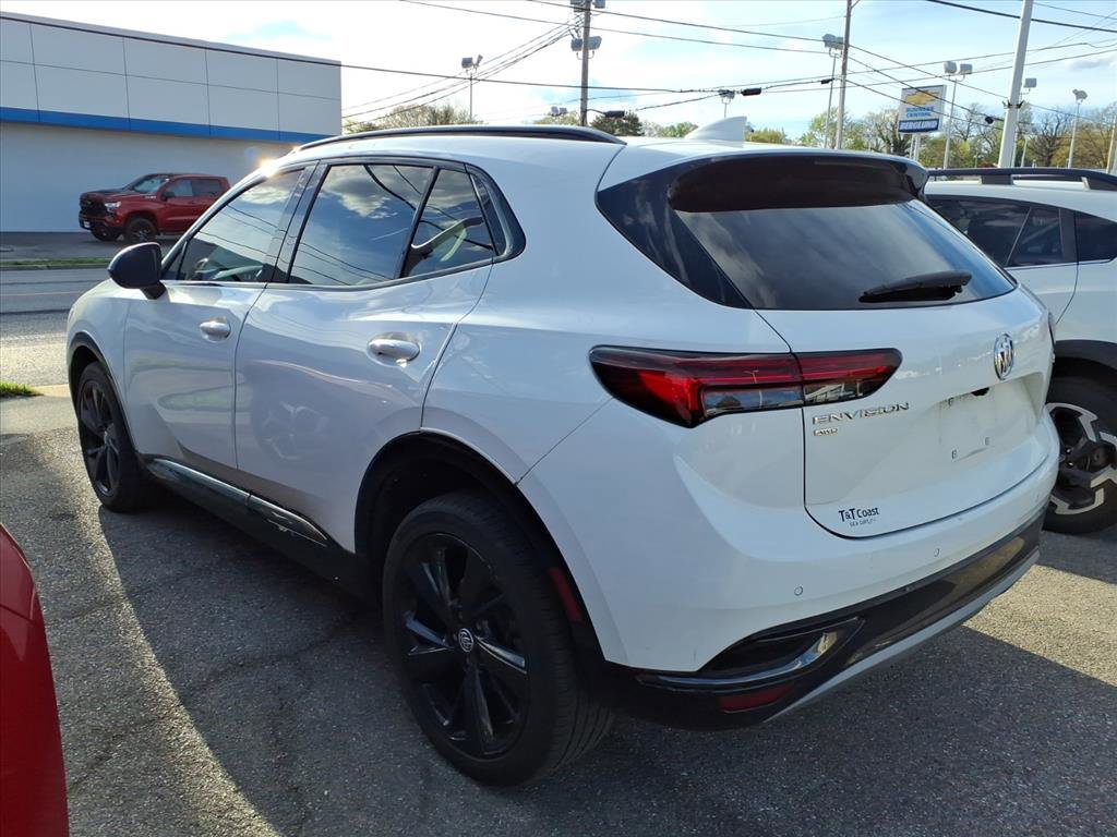 Used 2023 Buick Envision Essence w/ Sport Touring Package image 3