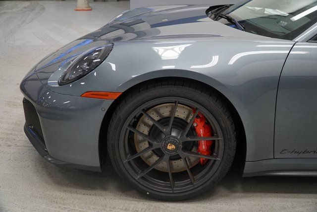 New 2026 Porsche 911 Carrera GTS RWD image 16