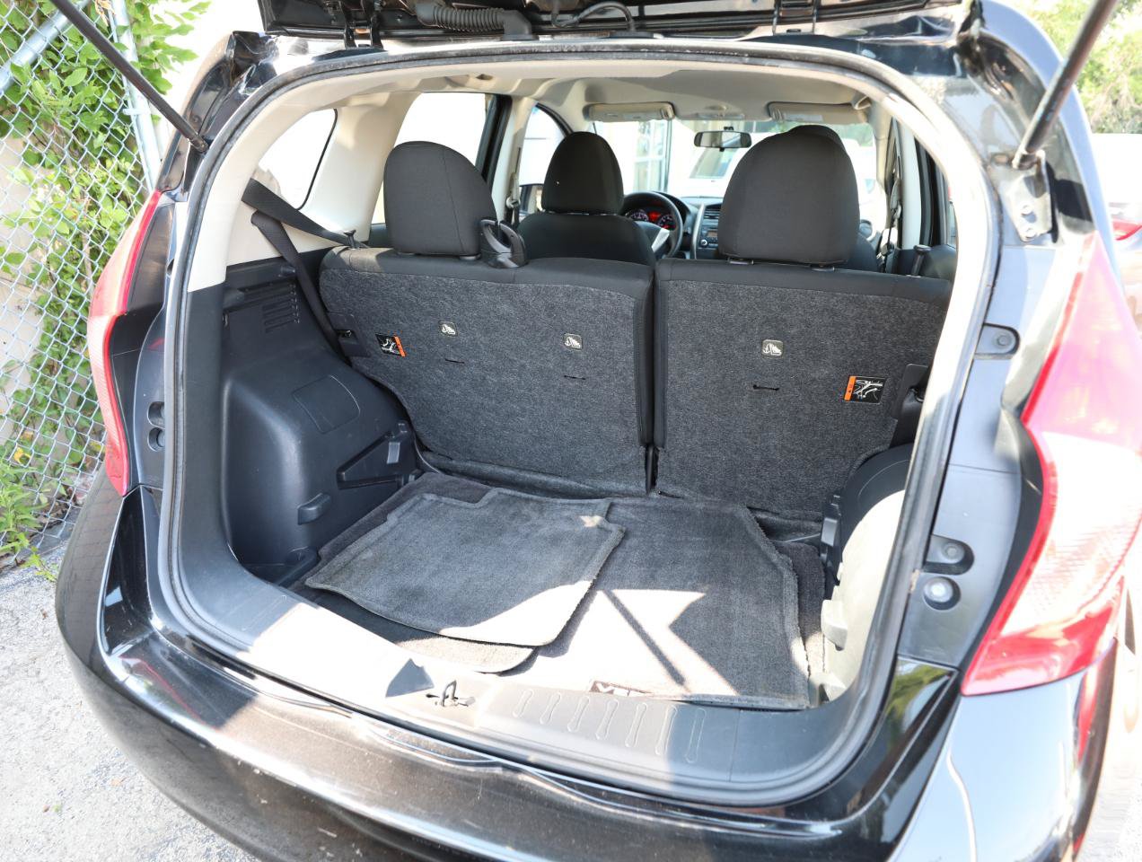 Used 2015 Nissan Versa Note S Plus FWD image 9