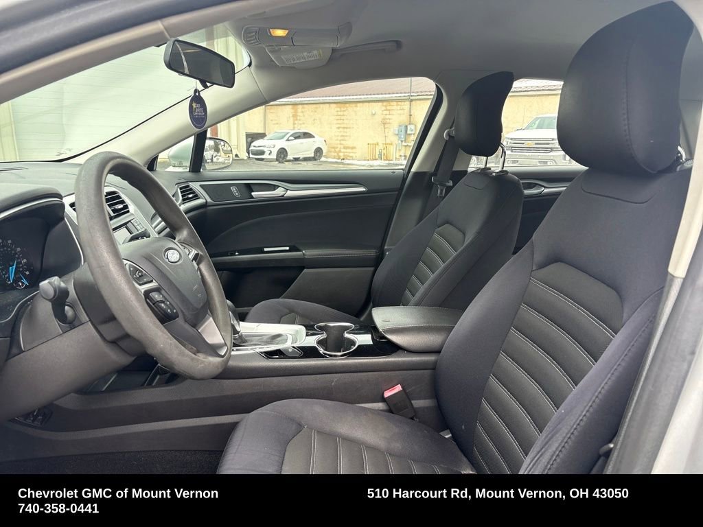 Used 2014 Ford Fusion SE image 10