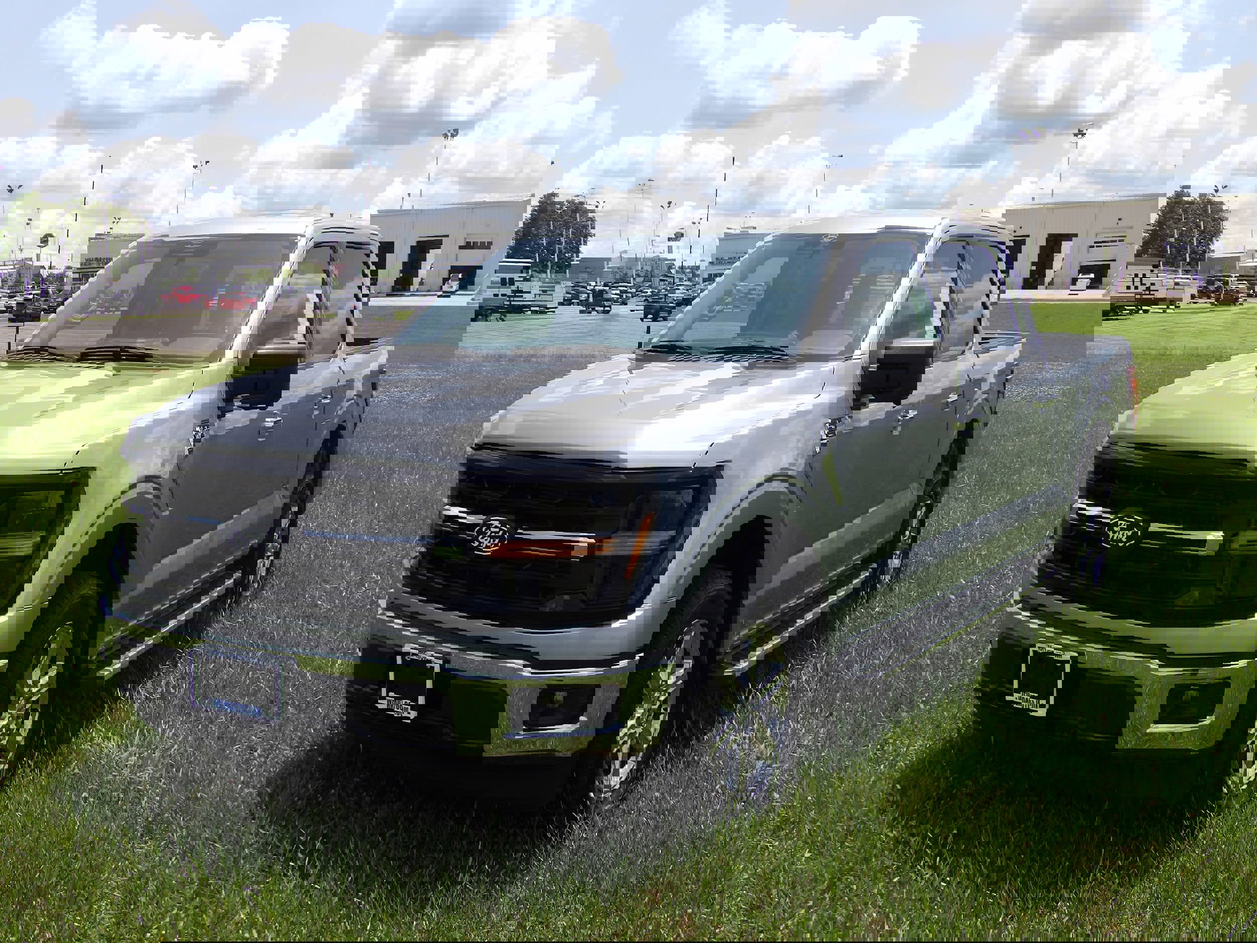 New 2024 Ford F150 XLT w/ Mobile Office Package image 2