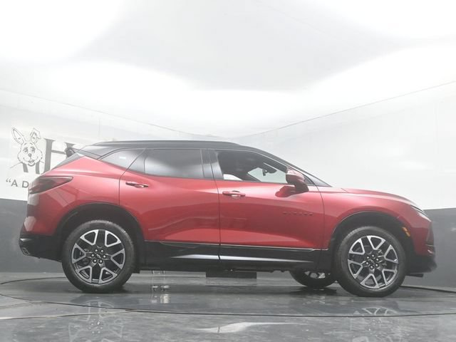 New 2026 Chevrolet Blazer RS w/ LPO, Floor Liner Package FWD image 31