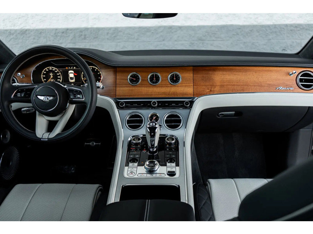 Used 2023 Bentley Continental GT V8 image 4