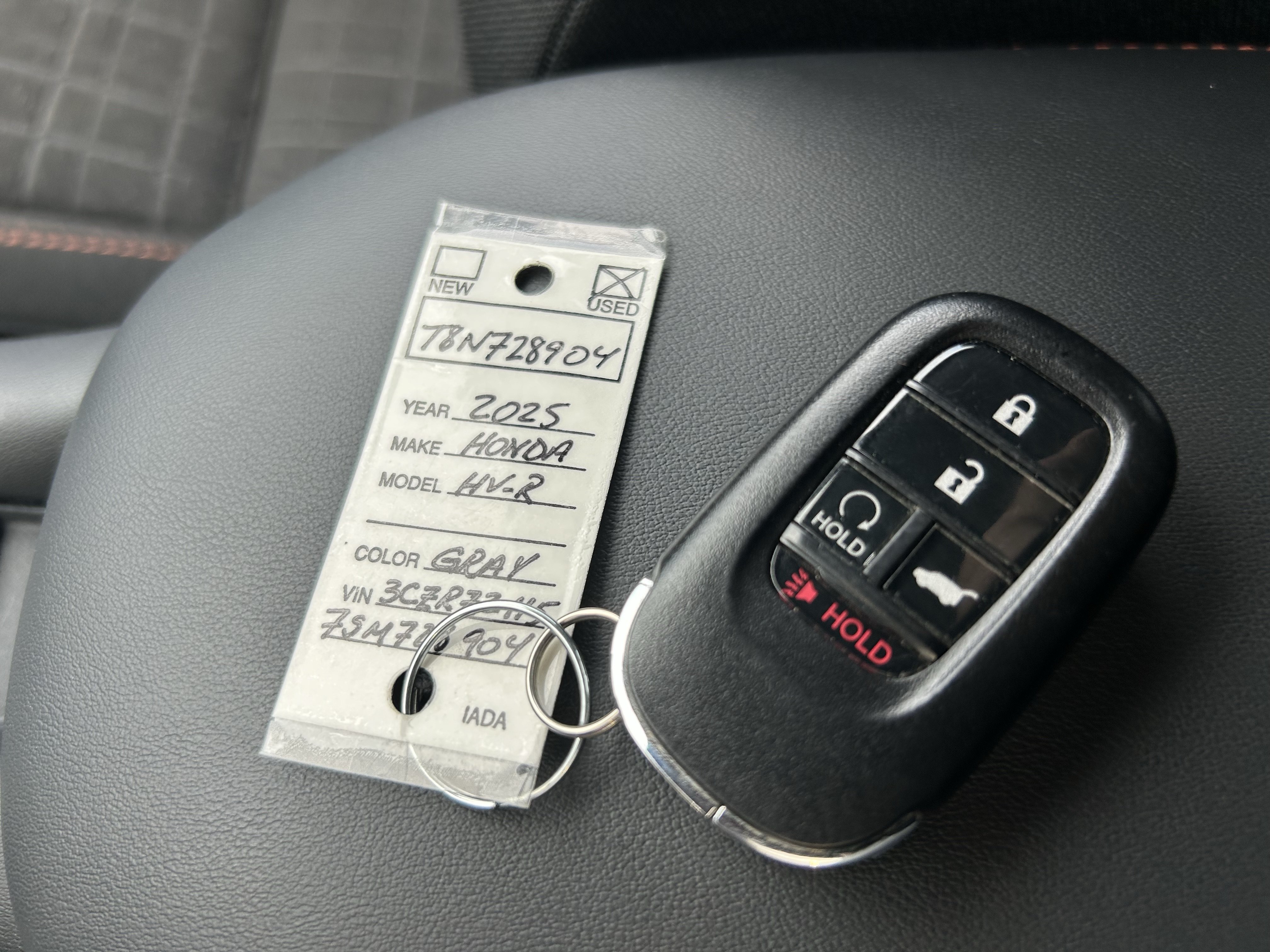 Used 2025 Honda HR-V Sport image 32