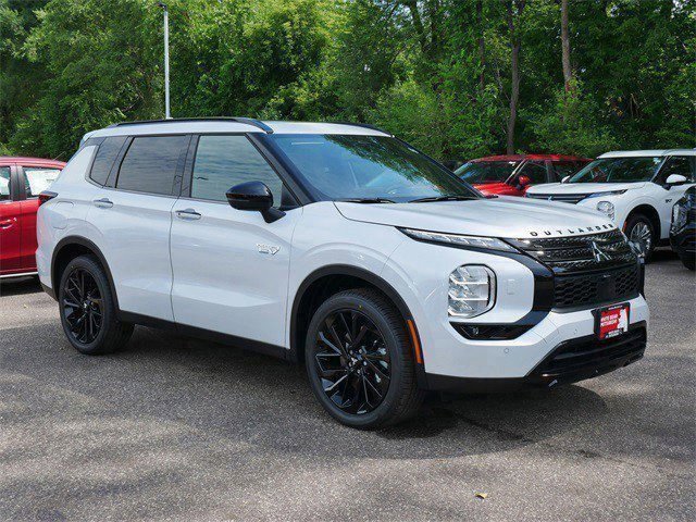 New 2025 Mitsubishi Outlander SEL Black Edition image 1