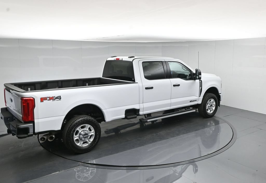 New 2026 Ford F350 XLT w/ FX4 Off-Road Package AWD/4WD image 41