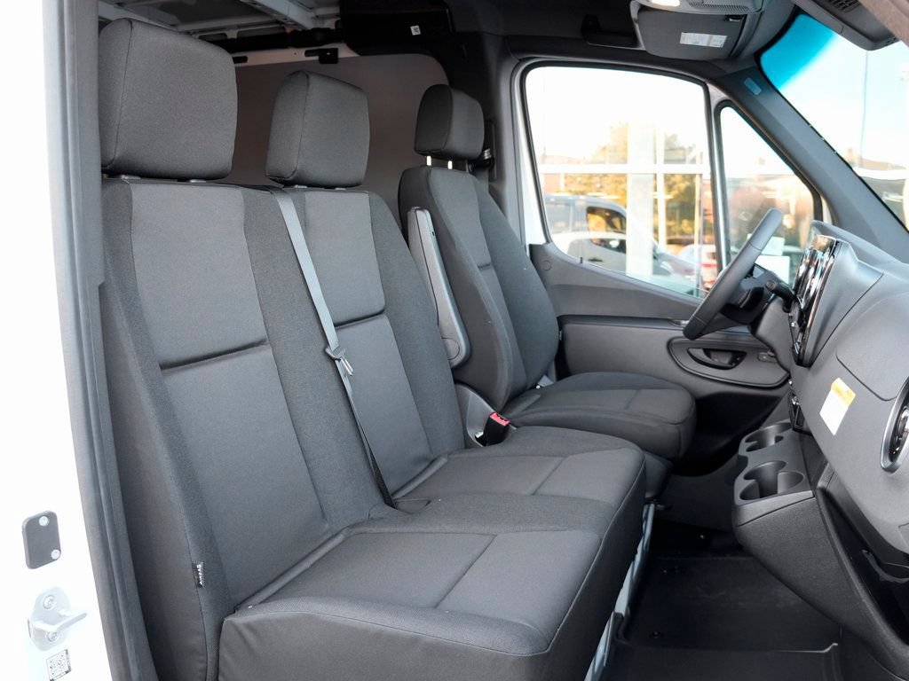 Used 2026 Mercedes-Benz Sprinter 2500 image 20