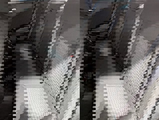 Used 2023 Dodge Charger R/T w/ Blacktop Package image 16