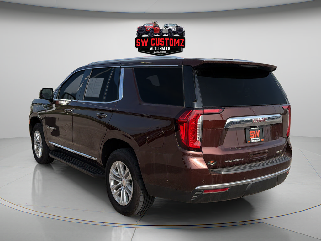 Used 2023 GMC Yukon SLT w/ SLT Premium Package AWD/4WD image 5