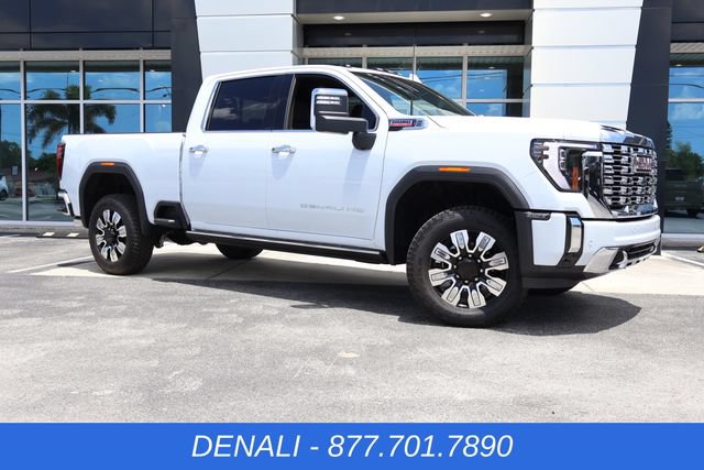 New 2026 GMC Sierra 3500 Denali w/ Denali Reserve Package AWD/4WD image 2