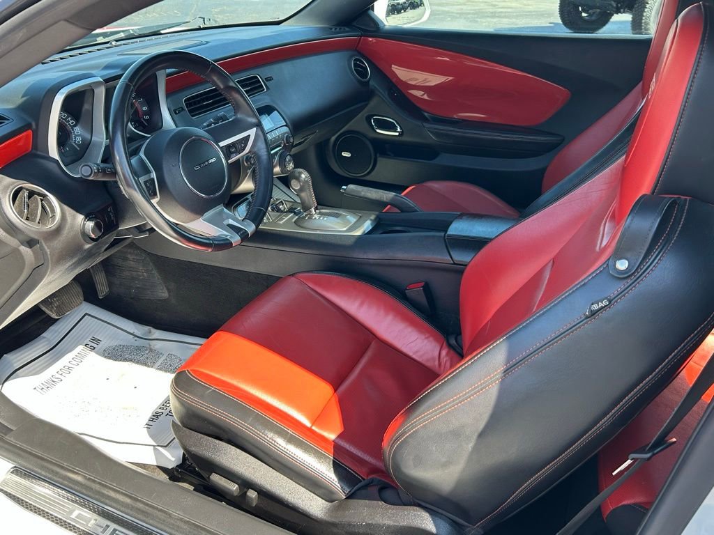 Used 2010 Chevrolet Camaro SS w/ RS Package image 10