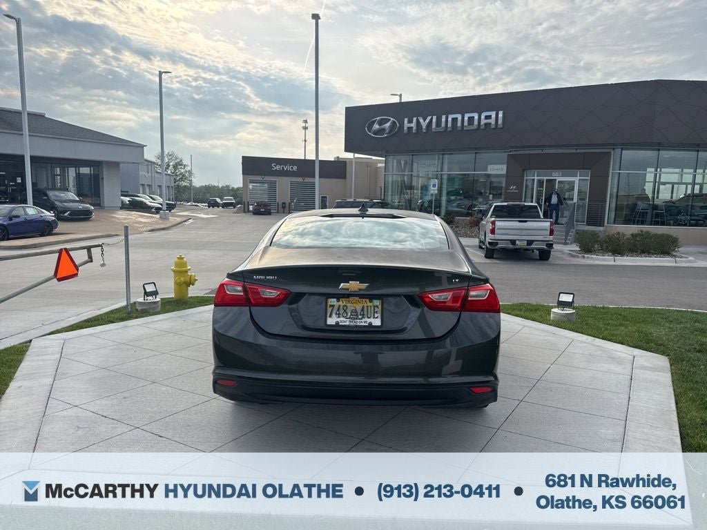 Used 2016 Chevrolet Malibu LT w/ Leather Package FWD image 12