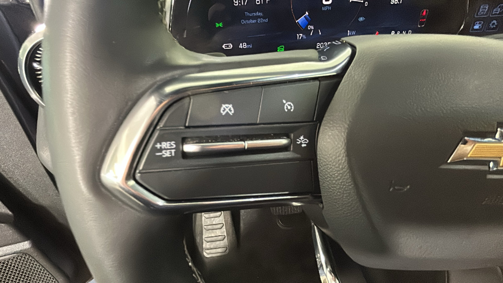 Used 2024 Chevrolet Blazer EV LT AWD/4WD image 19