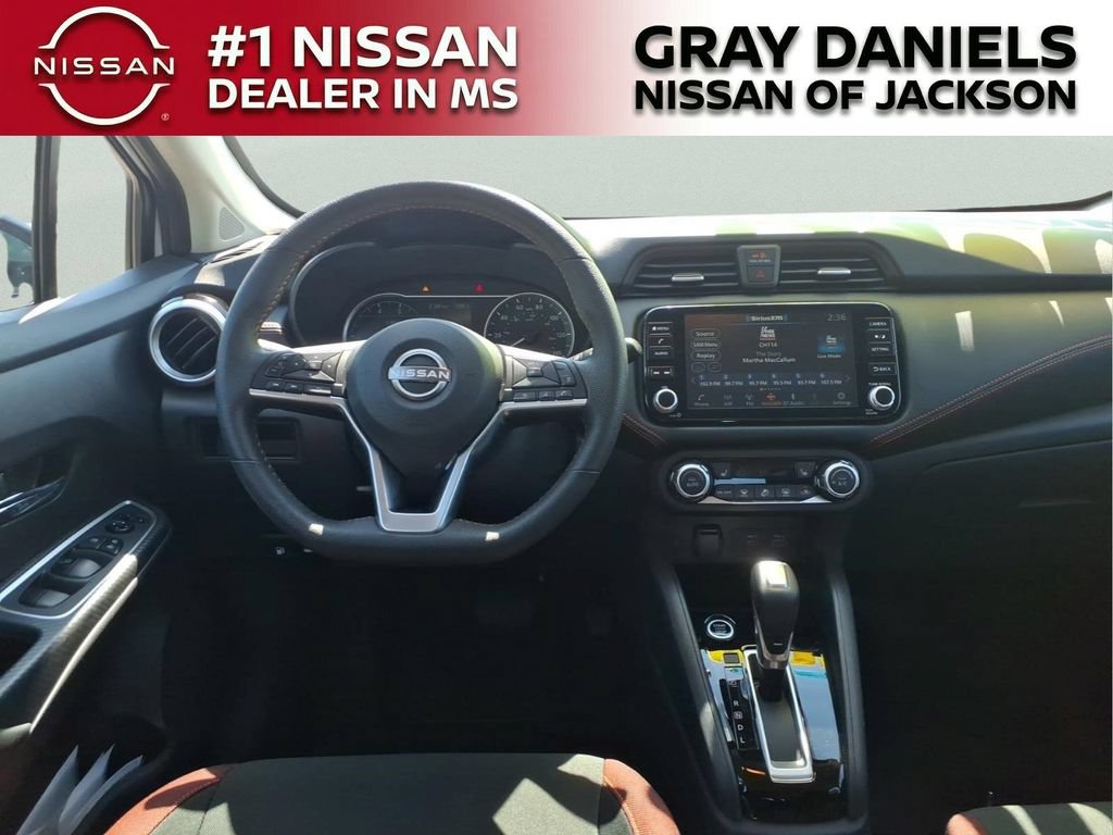 New 2025 Nissan Versa SR w/ Trunk Package FWD image 8