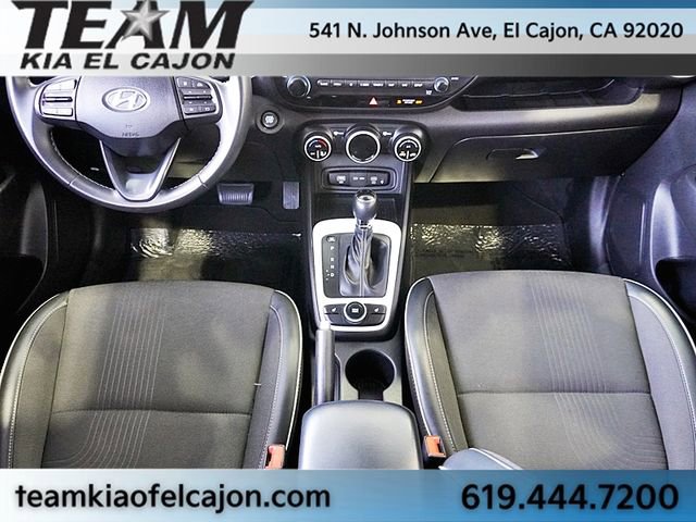 Used 2024 Hyundai Venue Limited image 20