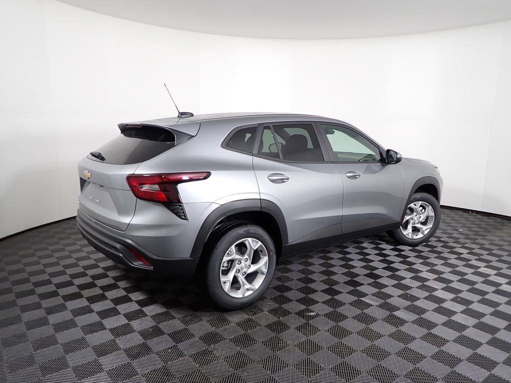 New 2026 Chevrolet Trax LS image 14