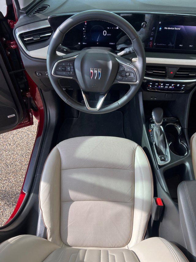 Used 2024 Buick Encore GX Avenir w/ Avenir Convenience Package image 20