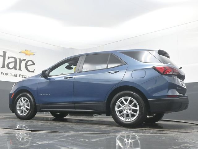 Used 2024 Chevrolet Equinox LS w/ LS Convenience Package image 54