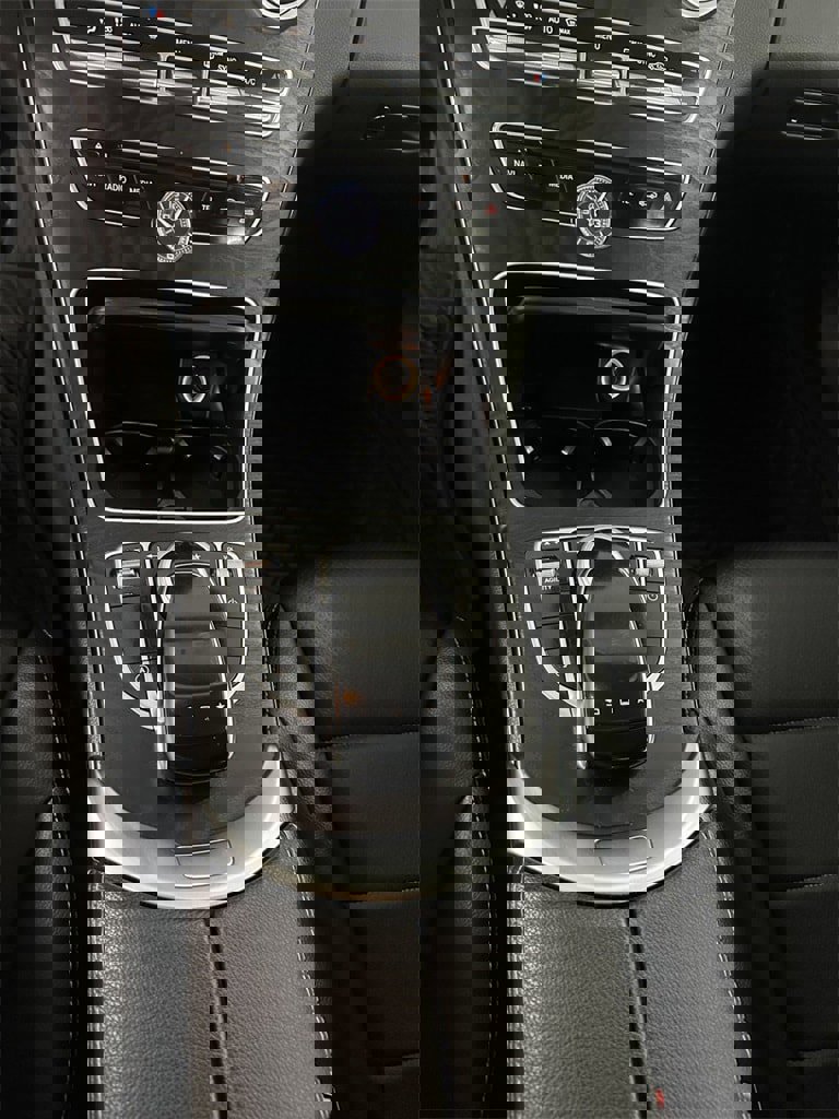 Used 2015 Mercedes-Benz C 300 4MATIC Sedan image 18