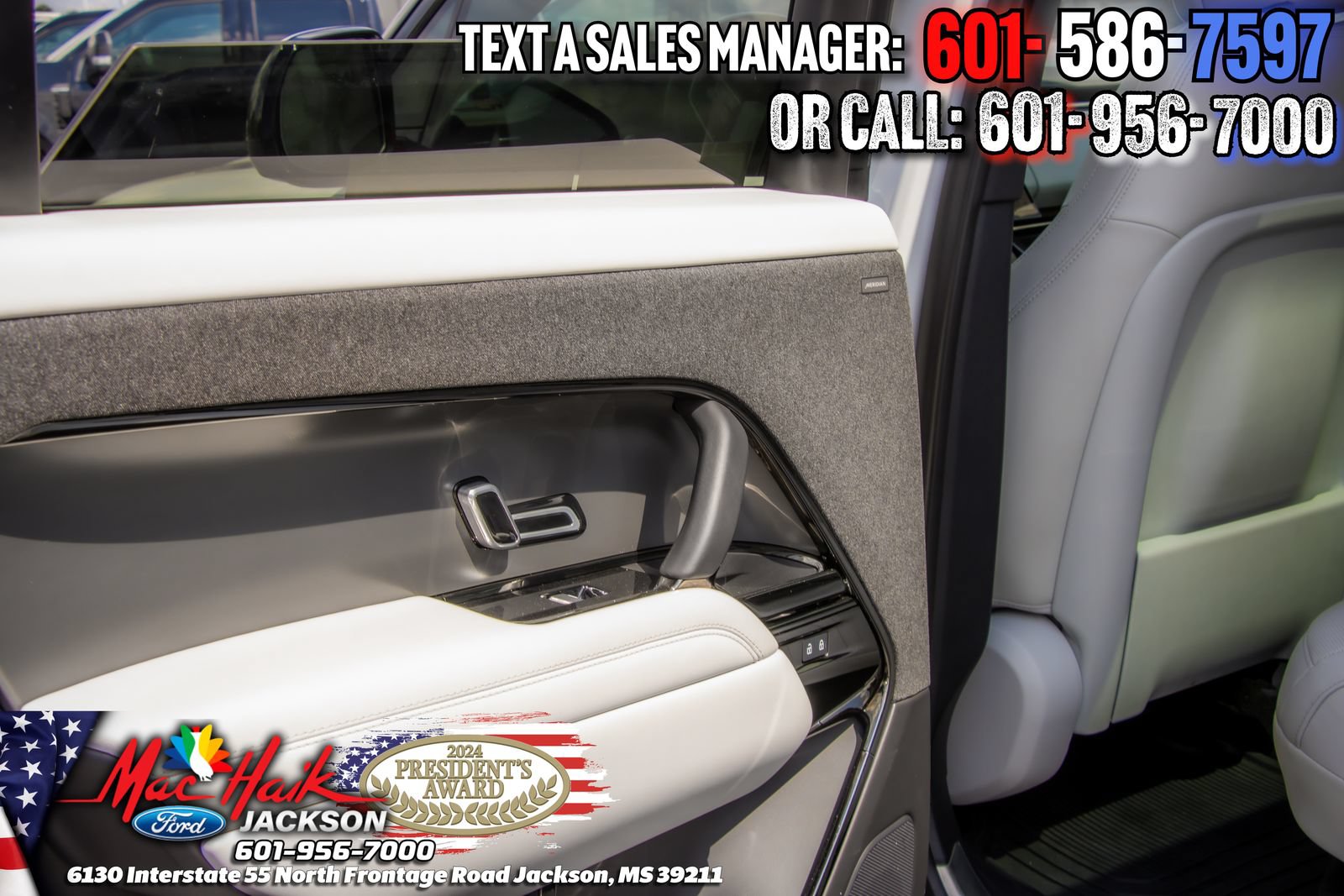 Used 2024 Land Rover Range Rover Sport SE AWD/4WD image 13