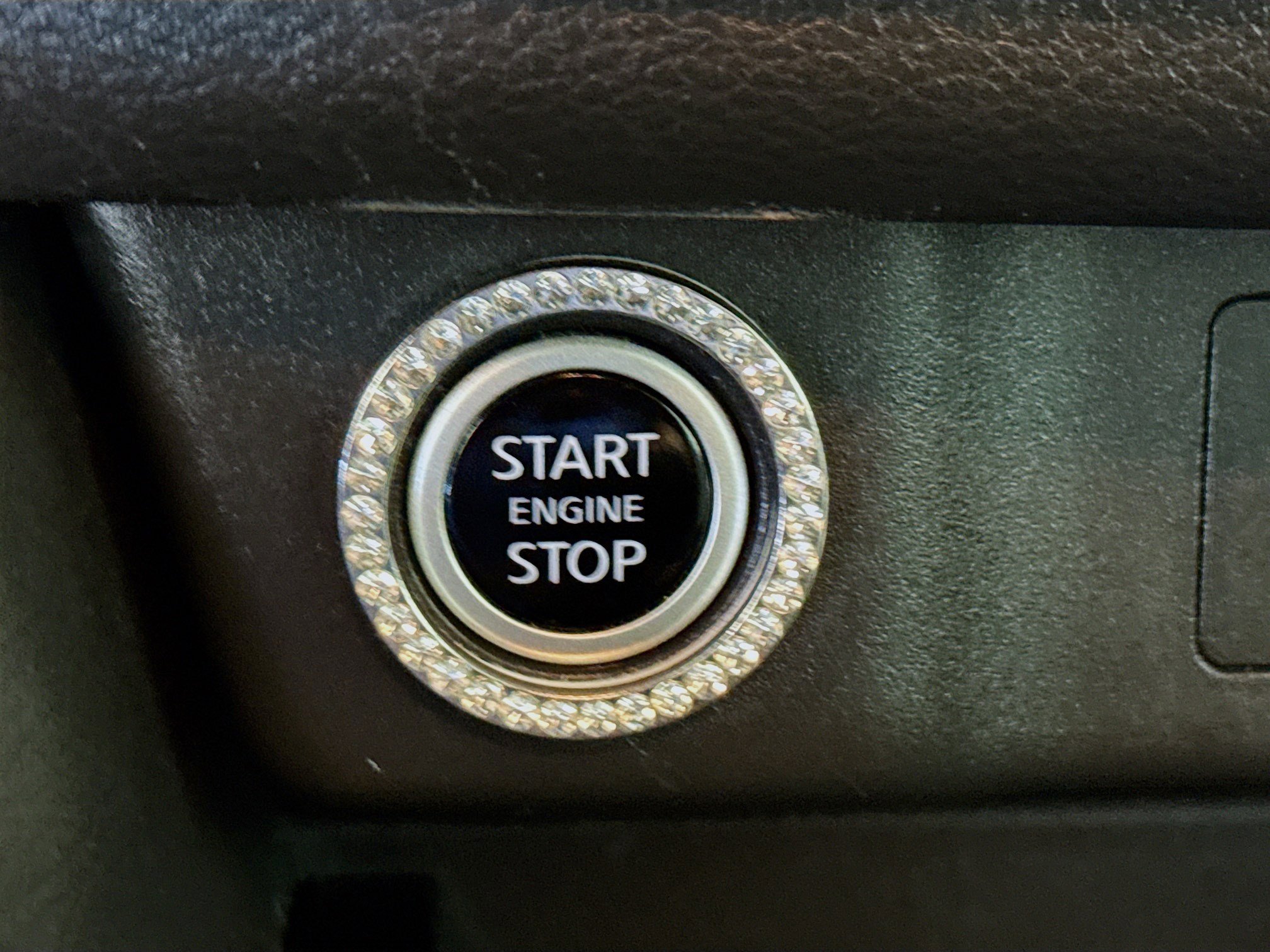 Used 2022 Nissan Rogue S image 21