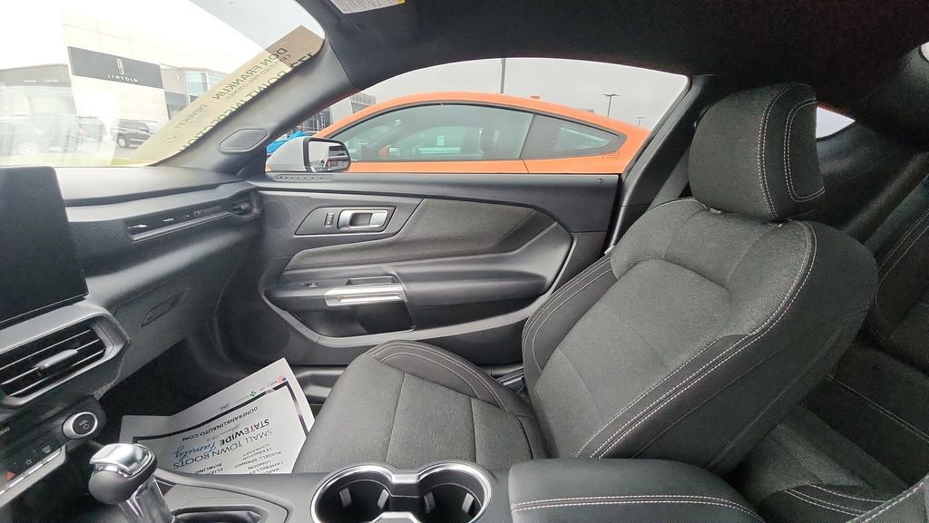 Used 2024 Ford Mustang Coupe RWD image 11