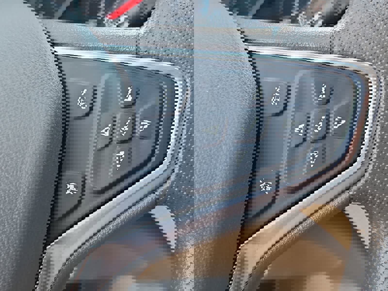 Used 2022 Chevrolet Malibu LT image 25