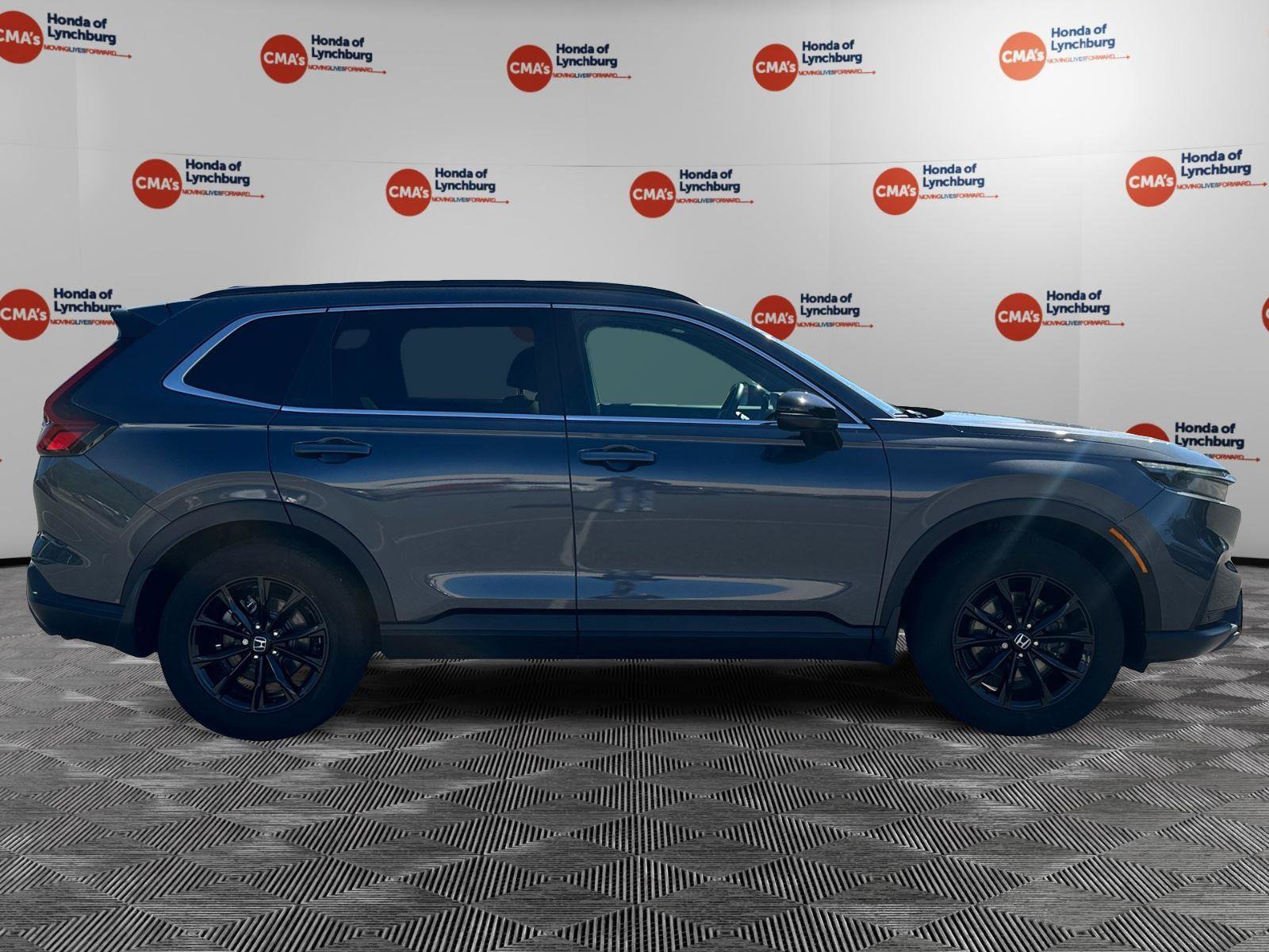 Used 2024 Honda CR-V Sport-L image 6