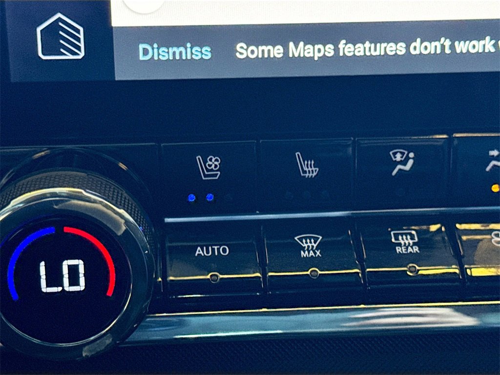 Used 2024 Chevrolet Colorado Z71 w/ Z71 Convenience Package 2 image 20