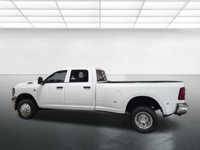 Used 2026 RAM 3500 Tradesman w/ Chrome Appearance Group image 8