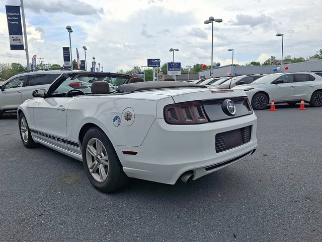 Used 2014 Ford Mustang Convertible RWD image 6