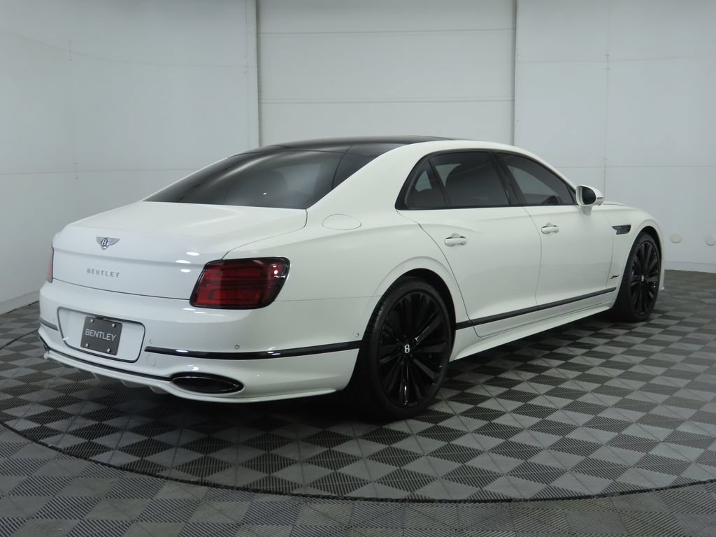 Certified 2025 Bentley Flying Spur Plug-In Hybrid AWD/4WD image 5