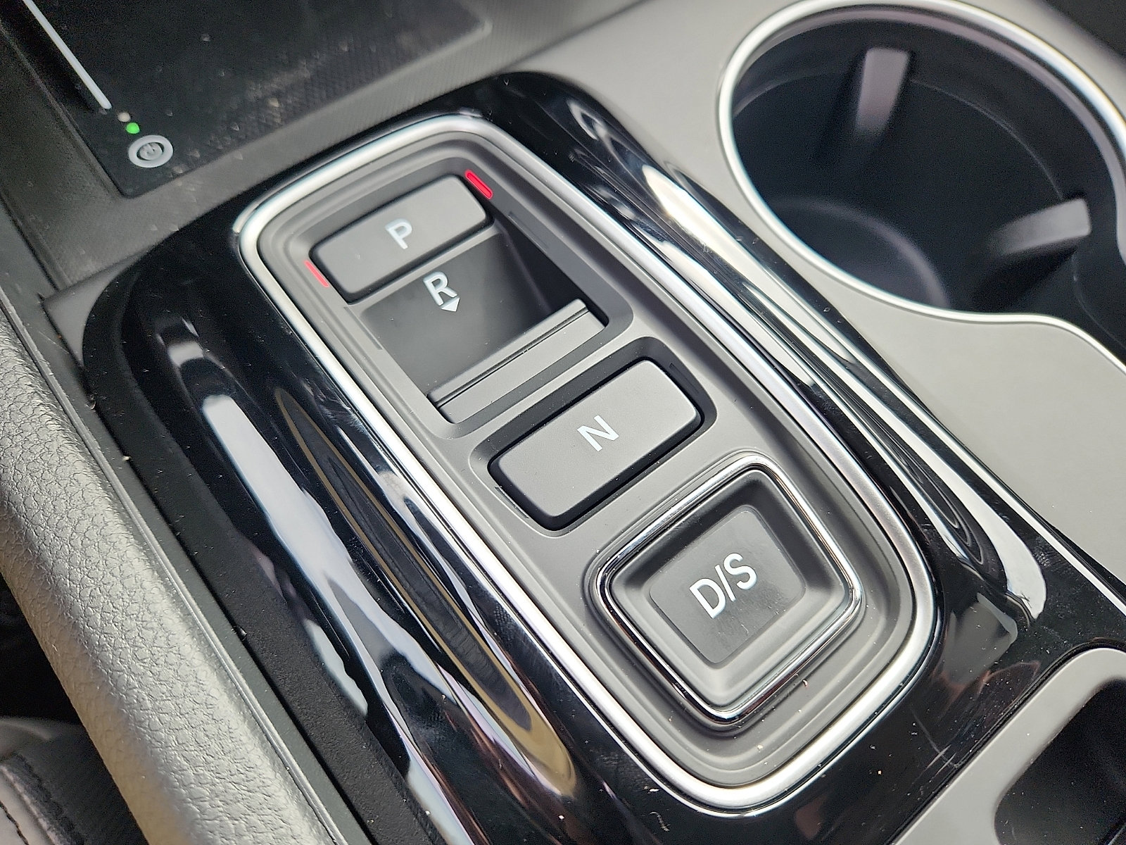 New 2025 Honda Pilot Touring image 11