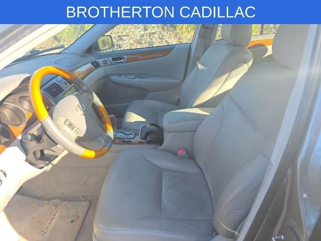 Used 2005 Lexus ES 330 w/ DVD Navigation System Pkg FWD image 8