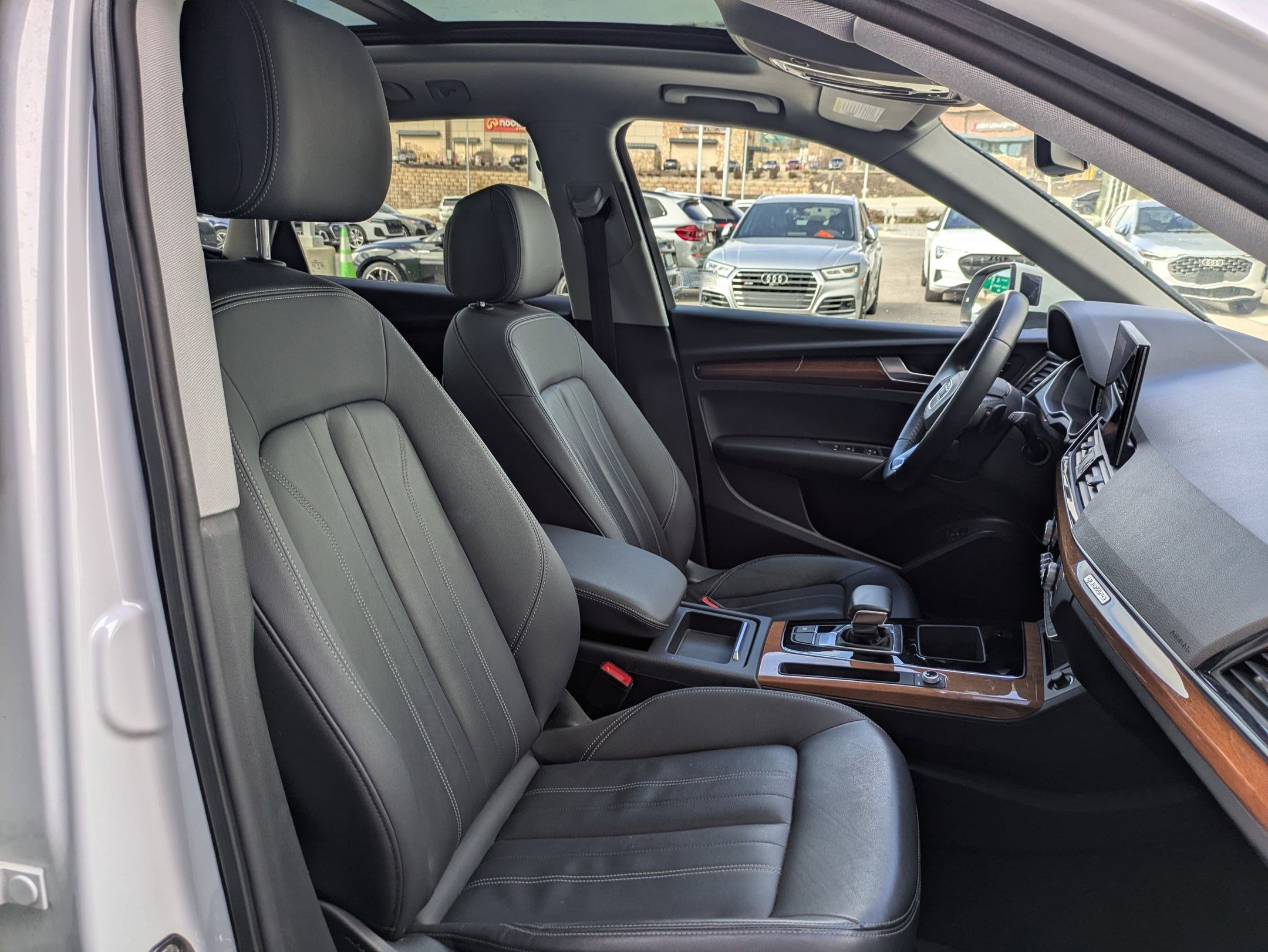 Used 2021 Audi Q5 e Premium image 27