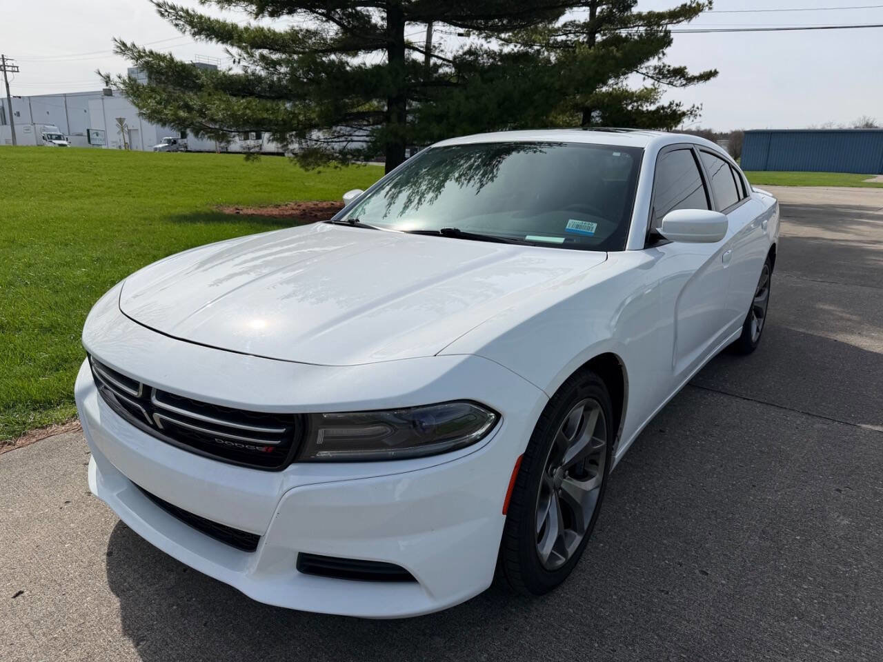 Used 2015 Dodge Charger SE w/ Power Sunroof Group image 1