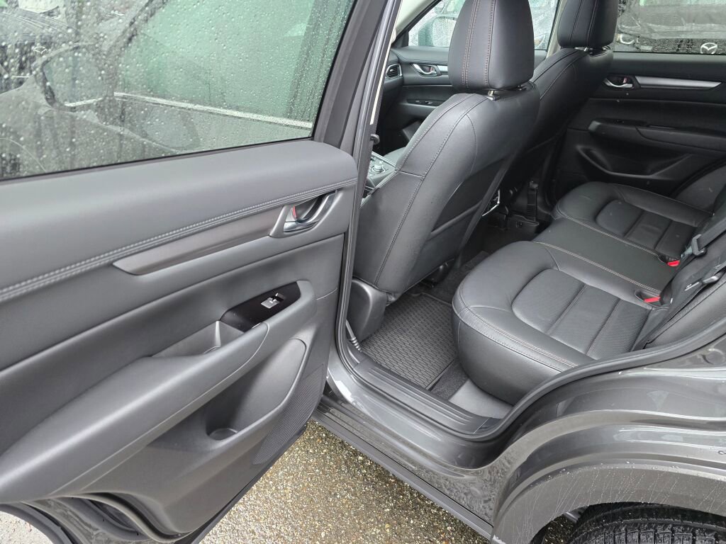 Certified 2022 MAZDA CX-5 AWD 2.5 S w/ Preferred Package image 16