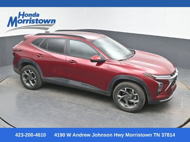 Used 2024 Chevrolet Trax LT w/ Driver Confidence Package