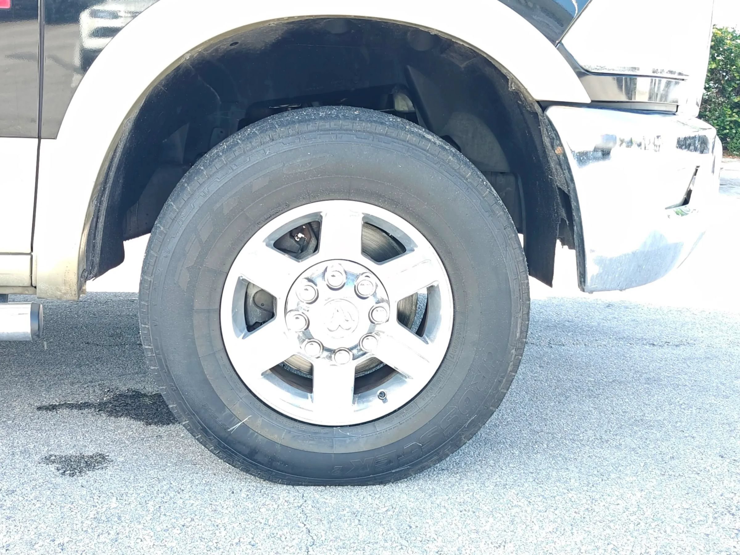 Used 2011 RAM 2500 Laramie RWD image 26
