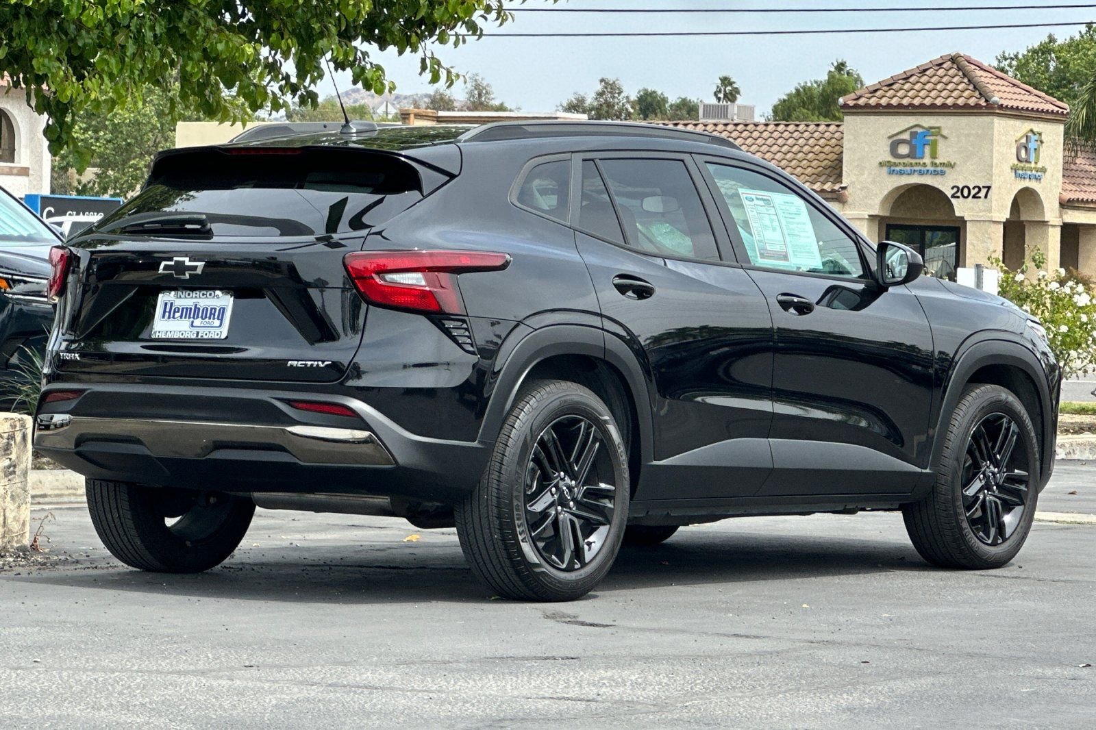 Used 2024 Chevrolet Trax ACTIV w/ Sunroof Package image 4