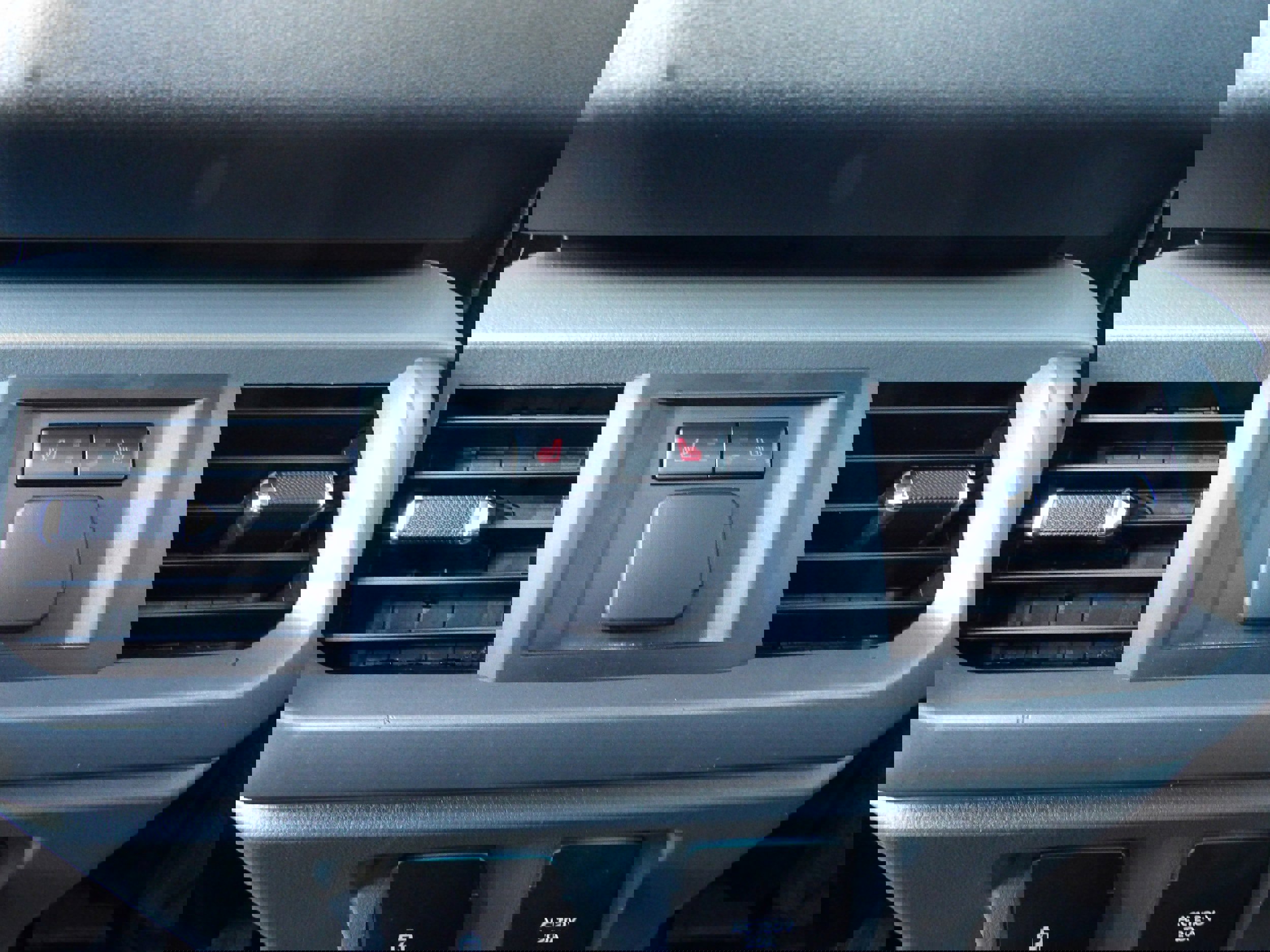 Used 2021 Ford F150 Lariat w/ Equipment Group 502A High image 13