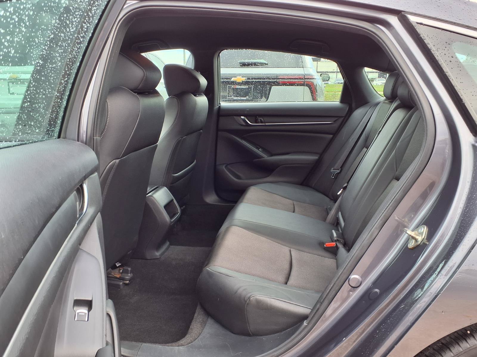 Used 2020 Honda Accord Sport image 9