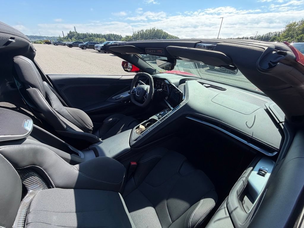 Used 2024 Chevrolet Corvette Stingray Coupe w/ 1LT RWD image 10