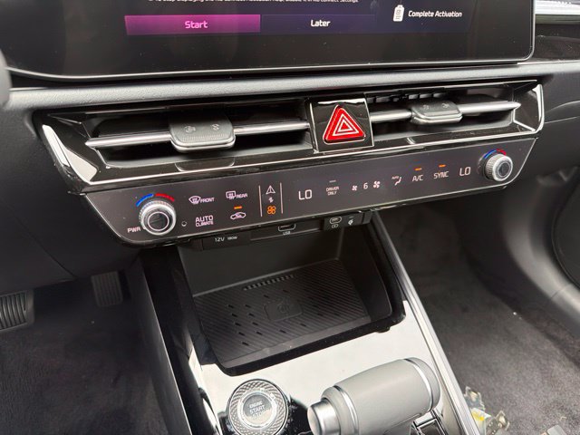 New 2026 Kia Niro EX FWD image 17