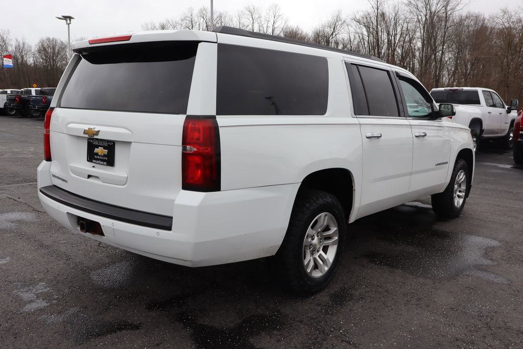 Used 2015 Chevrolet Suburban LS image 32